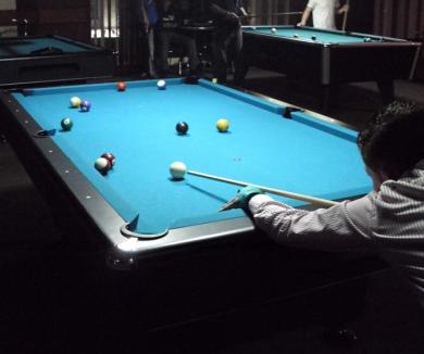 Cupa Pool Club la biliard reuneşte la Oradea sportivi din trei ţări