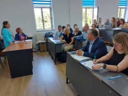 Educația specială, dezbătută la Oradea între profesori și studenți din cinci universități europene