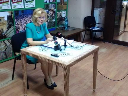 Trăiască berea! În sediul provizoriu al UDMR Bihor, politicienii vorbesc de la mese de berărie