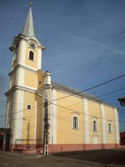 Monument de poveste: Istoria tumultoasă a Bisericii cu Lună din Oradea, la 240 de ani de la punerea pietrei de temelie (FOTO)