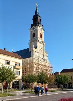 Monument de poveste: Istoria tumultoasă a Bisericii cu Lună din Oradea, la 240 de ani de la punerea pietrei de temelie (FOTO)