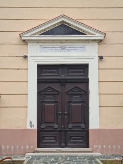 Primăria Oradea ar putea renunţa la drumul nou din strada Libertăţii, după ce Biserica Reformată a primit aviz pentru clasare ca monument istoric (FOTO)