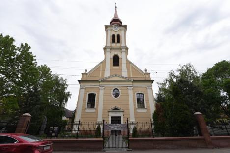 Primăria Oradea ar putea renunţa la drumul nou din strada Libertăţii, după ce Biserica Reformată a primit aviz pentru clasare ca monument istoric (FOTO)