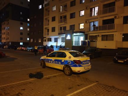 Femeie atacată pe strada Oneştilor din Oradea. Victima are 5 plăgi înjunghiate. Agresorul a fugit! (FOTO / VIDEO)