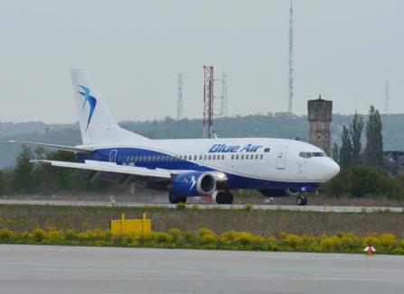 Cursele de pe Aeroportul Oradea, anulate pe bandă rulantă. UPDATE: Rezervările pentru Blue Air, disponibile doar până la finalul lunii mai