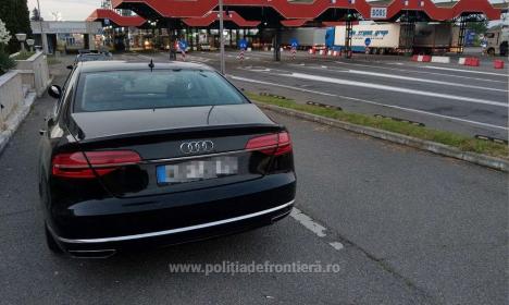 BMW și Audi căutate de autorităţile din Italia şi Ungaria, găsite-n vama Borş. Valoarea mașinilor: 60.000 de euro (FOTO)