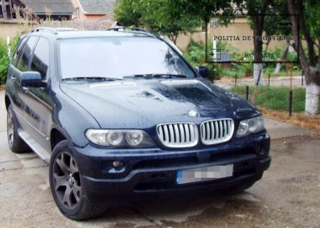 Un BMW X5 furat din Spania a fost descoperit la frontiera din Valea lui Mihai