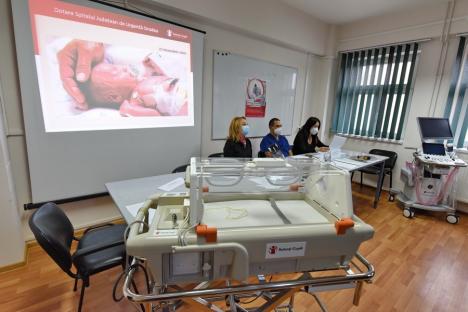 Salvaţi copiii! Echipamente de 47.000 euro donate secţiei de Neonatologie a Spitalului Judeţean (FOTO)