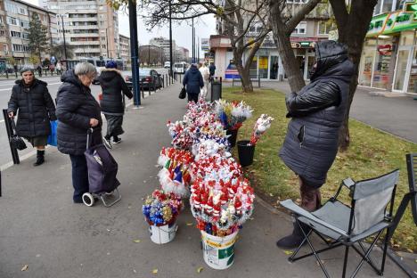 Tradiţie pe cale de dispariţie. Vânzătorii de nuieluşe pentru Sfântul Nicolae se plâng că nu au cumpărători (FOTO)