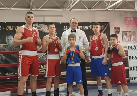 Cinci victorii pentru pugiliştii de la Gym Mar Strong Oradea la Cupa Prieteniei de la Arad
