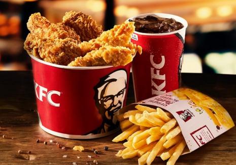 Reacţia KFC în scandalul cărnii cu viermi de la localul din Oradea