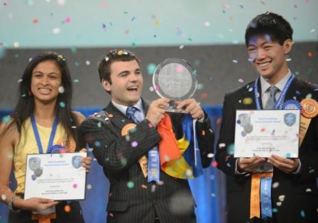 Un elev român a câştigat marele premiu de 75.000 de dolari la cel mai mare concurs de inginerie din lume
