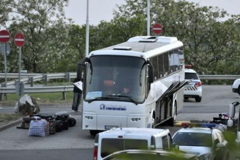 Bombă descoperită într-un autocar ce aparţine unei firme din România şi avea români la bord