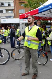 Bicicleta, cel mai rapid mijloc de transport în Oradea. Peste 500 de orădeni au pedalat victorioşi prin oraş (FOTO/VIDEO)