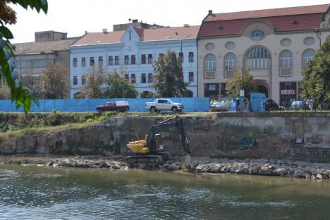Pásztor Sándor: "În noiembrie, malul Crişului Repede va fi gata până la Podul Ferdinand" (FOTO)