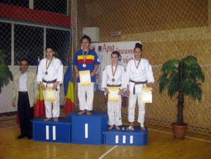 Judoka orădeni şi-au adjudecat 11 medalii la CN de tineret