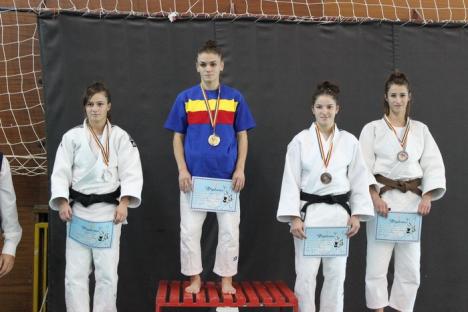 Orădenii au cucerit 13 medalii, dintre care 5 de aur, la campionatul naţional de judo pentru seniori
