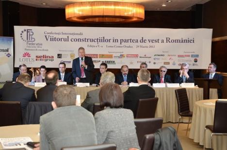 Ministrul Borbely, la Oradea: Constructorii ar trebui să se unească pentru a putea participa la marile licitaţii pe investiţii de mediu (FOTO)
