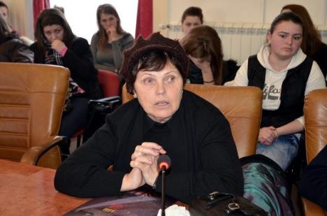 Livia Jurcan, mama gemenelor accidentate de Paprika: Tinerilor, nu conduceţi băuţi! (FOTO)
