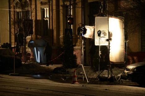 Strada Primăriei s-a transformat în "platou" de filmare pentru noua producţie a lui Marian Crişan (FOTO)
