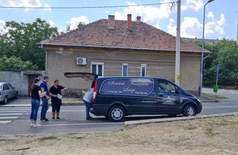Cadavru găsit plutind în Crișul Repede în Oradea, lângă Podul Decebal (FOTO / VIDEO)