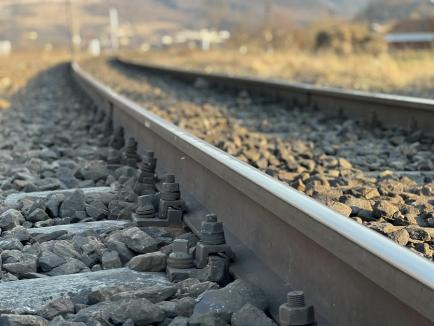 Un bărbat din Oradea a murit, după ce a fost lovit de tren
