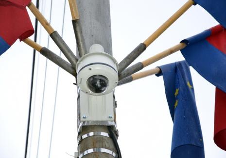 Te văd! Primăria investeşte într-un sistem de supraveghere cu 360 videocamere în Oradea