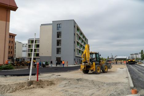 „Hotel” Universitatea din Oradea: A fost inaugurat noul cămin studențesc, primul cu camere de două persoane și baie proprie (FOTO)