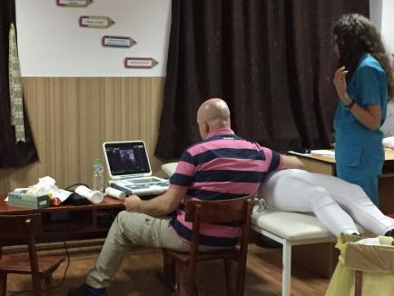 Testări gratuite pentru depistarea cancerului la sân şi a problemelor cu inima, în mai multe sate din Bihor