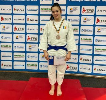 Judoka de la LPS Bihorul şi CS Crişul şi-au adjudecat cinci medalii la Naţionalele de juniori de la Braşov (FOTO)