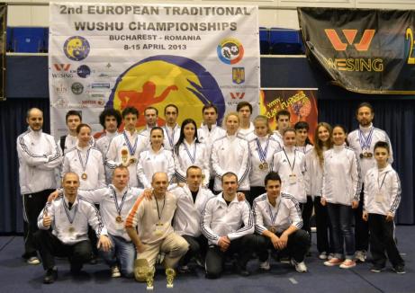 Sportivii orădeni s-au întors cu aur, argint şi bronz de la Campionatul European de Wushu Tradiţional (FOTO/VIDEO)