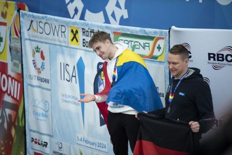 Campionatul European de Înot în Ape Înghețate din Oradea a adus 9 medalii pentru România (FOTO)