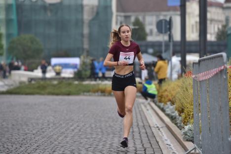 Campionatul Naţional de Alergare pe Şosea 5 km de la Oradea: Orădeanca Diana Verdeş este vicecampioană naţională (FOTO/VIDEO)