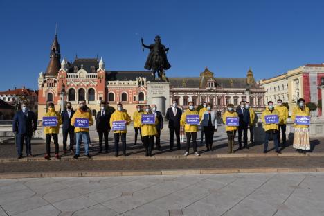 Prima zi de campanie pentru parlamentare, deschisă de candidaţii PNL, care promit legi mai bune şi sprijinirea investiţiilor: 'Dezvoltăm Bihorul, dezvoltăm România!' (FOTO)