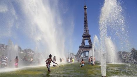 Europa este cuprinsă de cel mai mare val de căldură din ultimii 11 ani. Temperaturi de 44 de grade în Spania