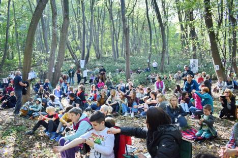 Concert în pădure: Sute de bihoreni, spectatori în pădurea care a „cântat”, în Băile 1 Mai (FOTO / VIDEO)