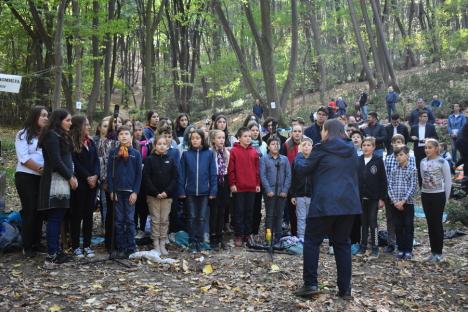 Concert în pădure: Sute de bihoreni, spectatori în pădurea care a „cântat”, în Băile 1 Mai (FOTO / VIDEO)