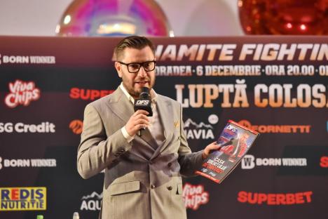 Cântarul oficial Dynamite Fight Show. Confruntarea dintre Sandu Lungu și Micuțu: “Am venit să ne batem, nu să dansăm” (FOTO/VIDEO)