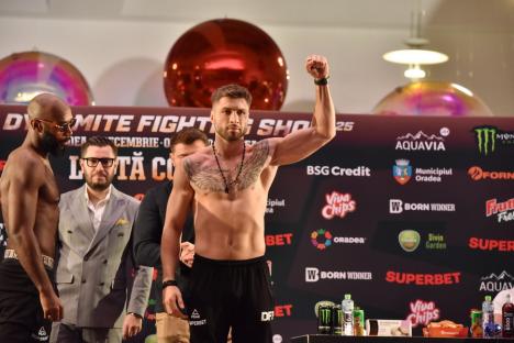 Cântarul oficial Dynamite Fight Show. Confruntarea dintre Sandu Lungu și Micuțu: “Am venit să ne batem, nu să dansăm” (FOTO/VIDEO)