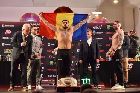 Cântarul oficial Dynamite Fight Show. Confruntarea dintre Sandu Lungu și Micuțu: “Am venit să ne batem, nu să dansăm” (FOTO/VIDEO)