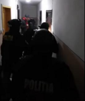 Ziua 'Z' la DIICOT Oradea: Şase percheziţii, 5 persoane ridicate pentru trafic de amfetamină şi cannabis (VIDEO)