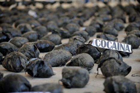Captură record de cocaină, în Portul Constanţa: Peste 2,5 tone, valorând 625 de milioane de euro!