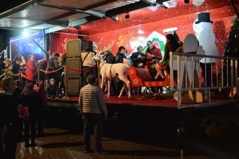 Noutăţi la Târgul de Crăciun din Oradea: În program a fost inclus un concert al trupei Iris (FOTO)