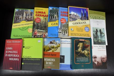 Cartea cărţilor: De 15 ani, cartea orădeanului Orlando Balaş este cel mai bine vândut manual de germană