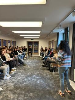 Cum cultivăm pacea? Elevii de la o școală din Oradea au căutat răspunsurile (FOTO)