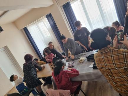 Casa de la școală: Inițiativă inedită a unei școli speciale din Oradea, care îi învață pe elevi deprinderi casnice (FOTO)