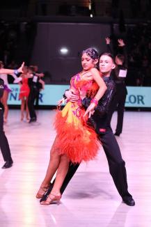 Campionii naționali la dans sportiv s-au stabilit la Oradea. Lista completă a medaliaților (FOTO)