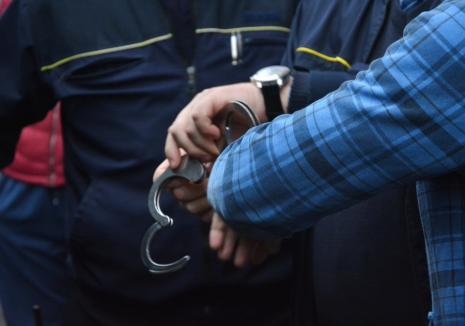 Șofer din Bihor arestat, după ce a prezentat polițiștilor permisul fratelui său mort