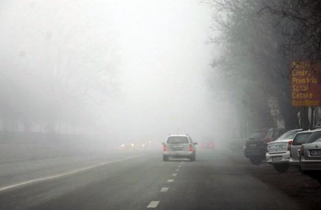 Atenţie, şoferi! Cod galben de ceaţă în Bihor şi alte două judeţe