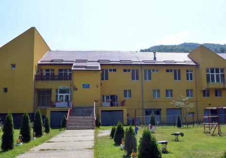Un nou focar Covid în Bihor: 30 din cele 59 noi îmbolnăviri, în rândul adulţilor cu handicap dintr-un centru din Remeţi